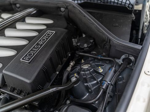 Used 2013 Rolls-Royce Ghost image 78