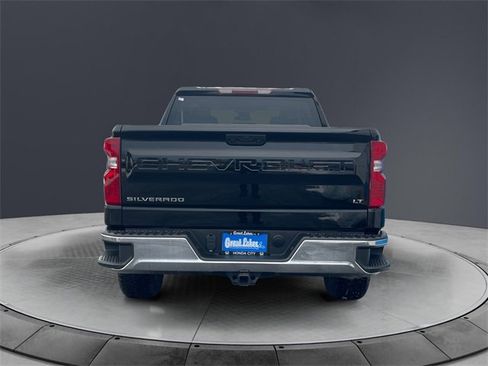 Used 2024 Chevrolet Silverado 1500 LT image 4