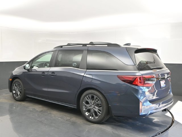 New 2027 Honda Odyssey Touring image 3