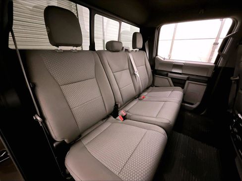 Used 2018 Ford F150 XLT w/ Equipment Group 302A Luxury AWD/4WD image 26