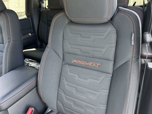 New 2025 Nissan Frontier PRO-4X image 20