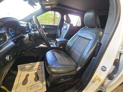Used 2022 Ford Explorer Timberline AWD/4WD image 3