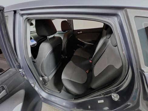 Used 2012 Hyundai Accent GS image 27