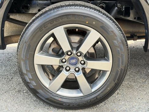 Used 2017 Ford F150 XLT w/ Equipment Group 302A Luxury AWD/4WD image 93