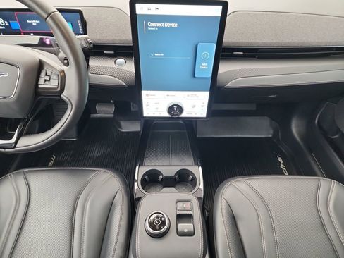 Used 2021 Ford Mustang Mach-E Premium image 19