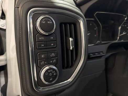 Used 2021 GMC Sierra 2500 Denali w/ Denali Ultimate Package image 17