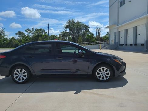 Certified 2024 Toyota Corolla LE FWD image 4