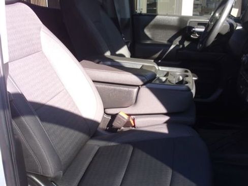 Used 2023 Chevrolet Silverado 1500 Custom image 30