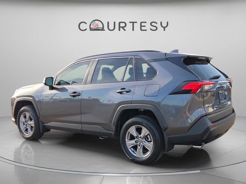 Certified 2025 Toyota RAV4 XLE image 4