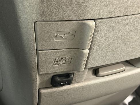 Used 2015 Honda Odyssey EX image 30