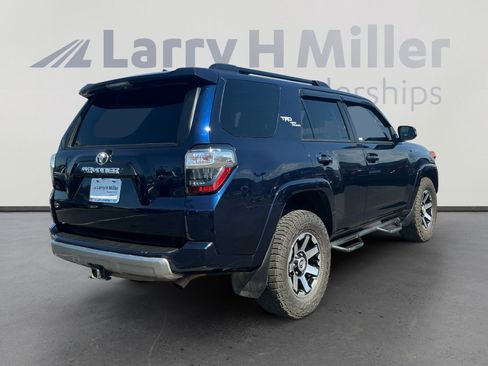 Used 2024 Toyota 4Runner TRD Off-Road Premium w/ Off Road Premium Plus Package AWD/4WD image 5