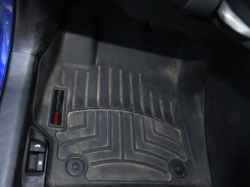 Used 2021 Toyota Corolla SE w/ Carpet Mat Package (TMS) FWD image 14