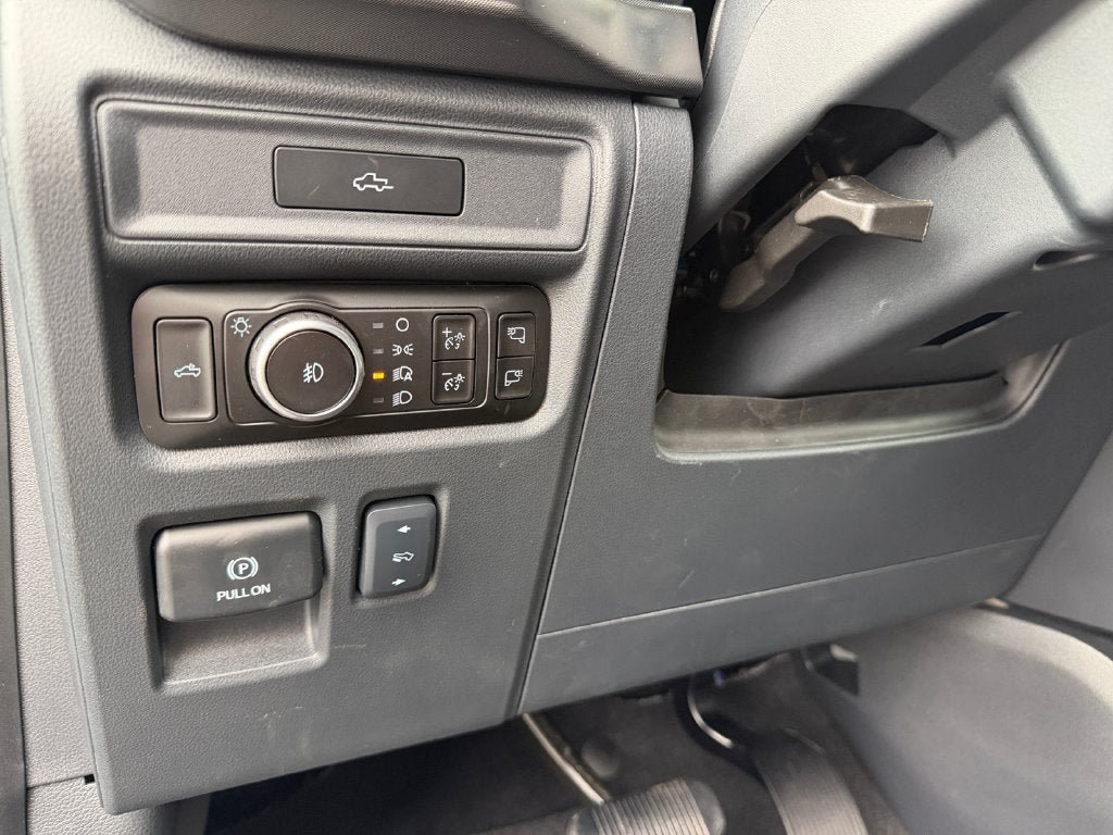 Used 2026 Ford F150 Tremor w/ Equipment Group 402B MID AWD/4WD image 20