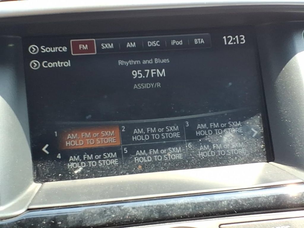 Used 2020 Nissan Pathfinder S FWD image 21