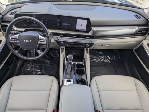 Used 2024 Kia Telluride S FWD image 16