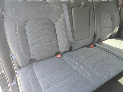 Used 2019 RAM 1500 Big Horn AWD/4WD image 16