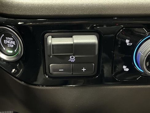 Used 2025 Chevrolet Silverado 1500 RST image 26