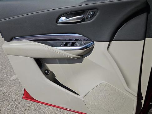 Used 2023 Cadillac XT4 Luxury image 13