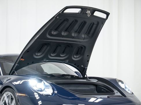 Used 2024 Porsche 911 GT3 RS RWD image 11