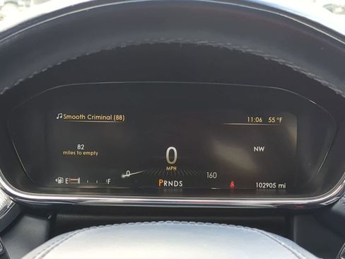 Used 2017 Lincoln Continental Black Label w/ Climate Package AWD/4WD image 32