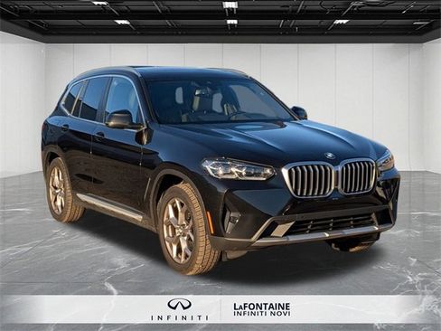 Used 2023 BMW X3 xDrive30i w/ Premium Package image 7