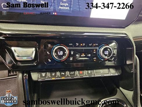 Used 2025 GMC Sierra 2500 AT4 AWD/4WD image 19
