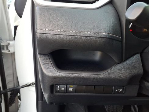 Used 2024 Toyota RAV4 XLE w/ Convenience Package FWD image 28