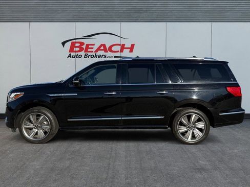 Used 2018 Lincoln Navigator L Reserve w/ Cargo Package image 9