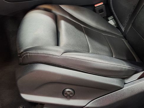 Used 2022 Mercedes-Benz GLC 300 4MATIC image 44