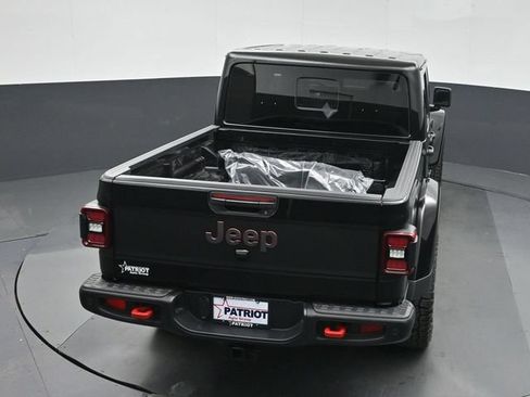 New 2026 Jeep Gladiator Rubicon AWD/4WD image 32