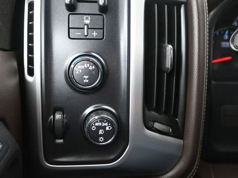 Used 2018 GMC Sierra 1500 SLT AWD/4WD image 25
