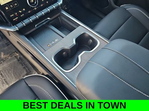 Used 2024 GMC Acadia Denali w/ Super Cruise Package FWD image 26