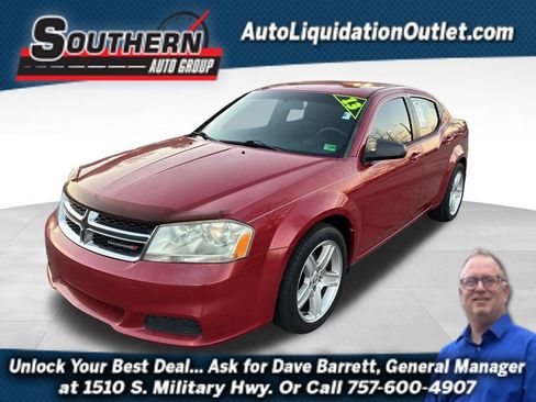 Used 2013 Dodge Avenger SE image 1