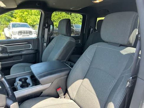 Used 2022 RAM 2500 Big Horn w/ Level C Equiment Group AWD/4WD image 3