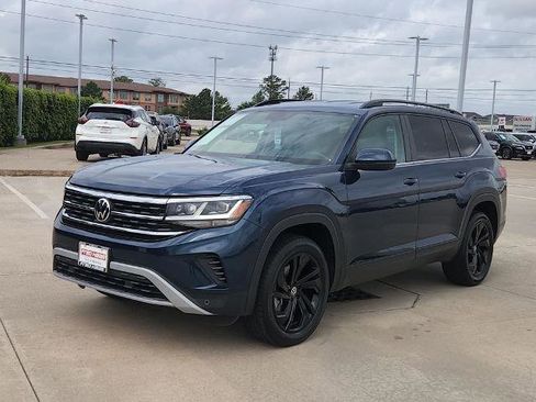 Used 2022 Volkswagen Atlas SE image 3