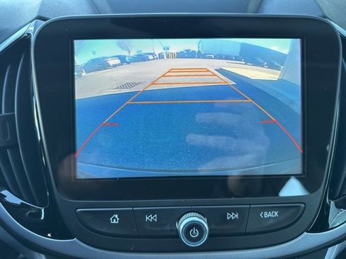 Used 2017 Chevrolet Volt LT w/ Comfort Package image 13