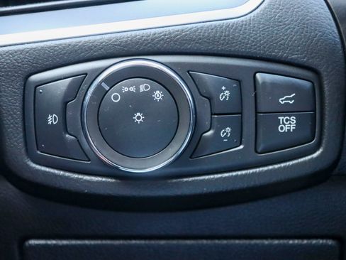 Used 2019 Ford Edge Titanium w/ Equipment Group 301A image 31