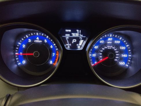 Used 2013 Hyundai Elantra Limited image 23