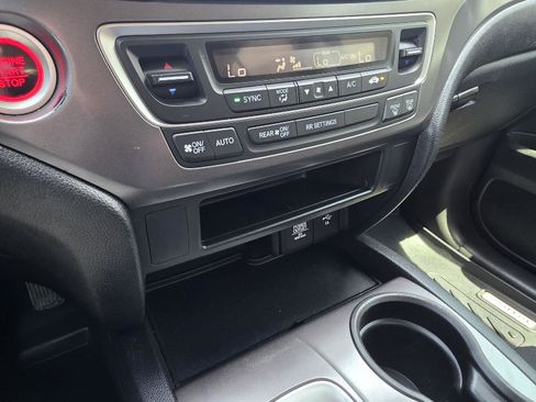 Used 2019 Honda Ridgeline Sport image 16