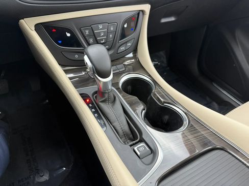Used 2019 Buick Envision Essence image 20