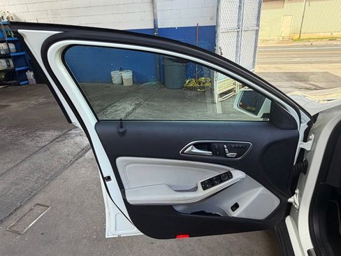 Used 2019 Mercedes-Benz GLA 250 image 9