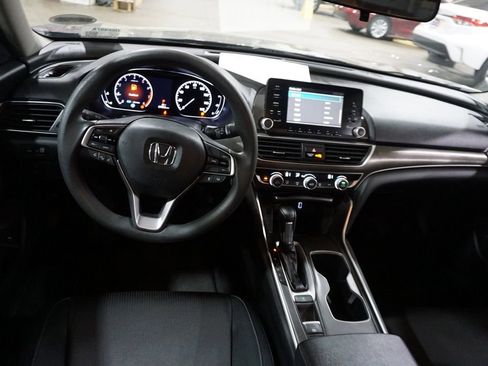 Used 2019 Honda Accord LX image 6
