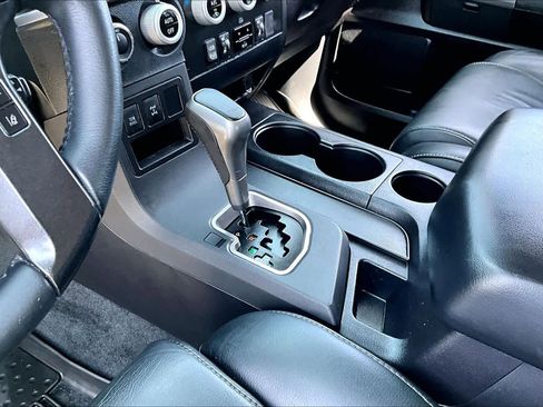 Used 2018 Toyota Sequoia TRD Sport AWD/4WD image 16