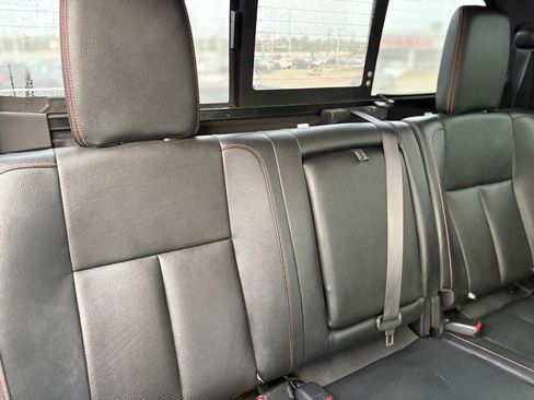 Used 2021 Nissan Titan PRO-4X w/ Pro-4x Convenience Package image 41