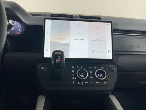 New 2026 Land Rover Defender 110 S image 26