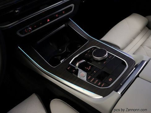 Used 2026 BMW X5 xDrive40i w/ Climate Comfort Package image 25