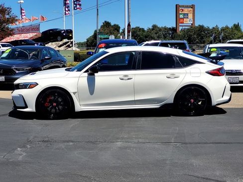 Used 2023 Honda Civic Type R image 7