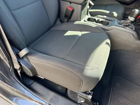 Used 2023 Jeep Gladiator Sport image 23