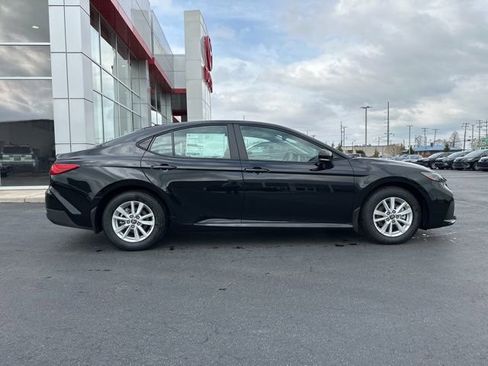 New 2026 Toyota Camry LE image 8