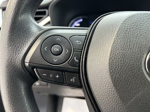 Certified 2021 Toyota RAV4 XLE Premium image 30